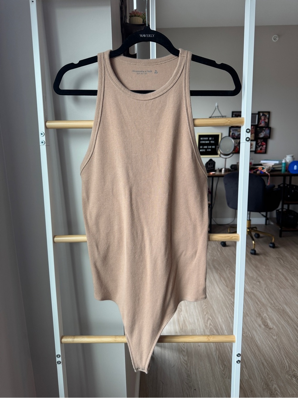 Abercrombie & Fitch Tank Bodysuit Size XL Ribbed Tan Beige Sleeveless Crewneck